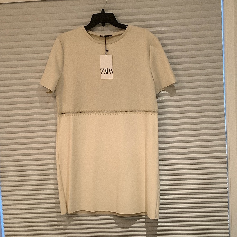 Women’s Zara Ivory Short Sleeve Dress
